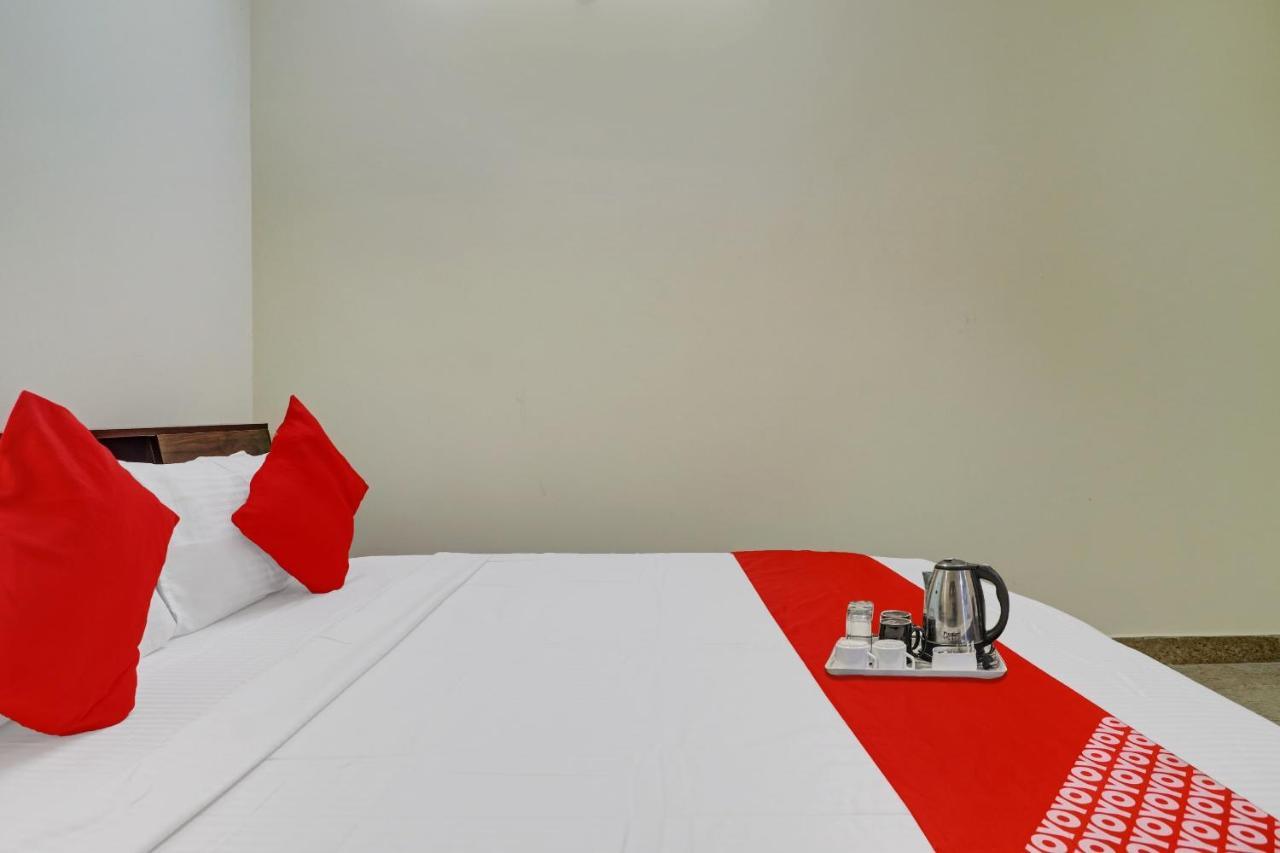 Hotel O S V Residency Kajaguda Near Gachibowli Hyderabad Eksteriør bilde