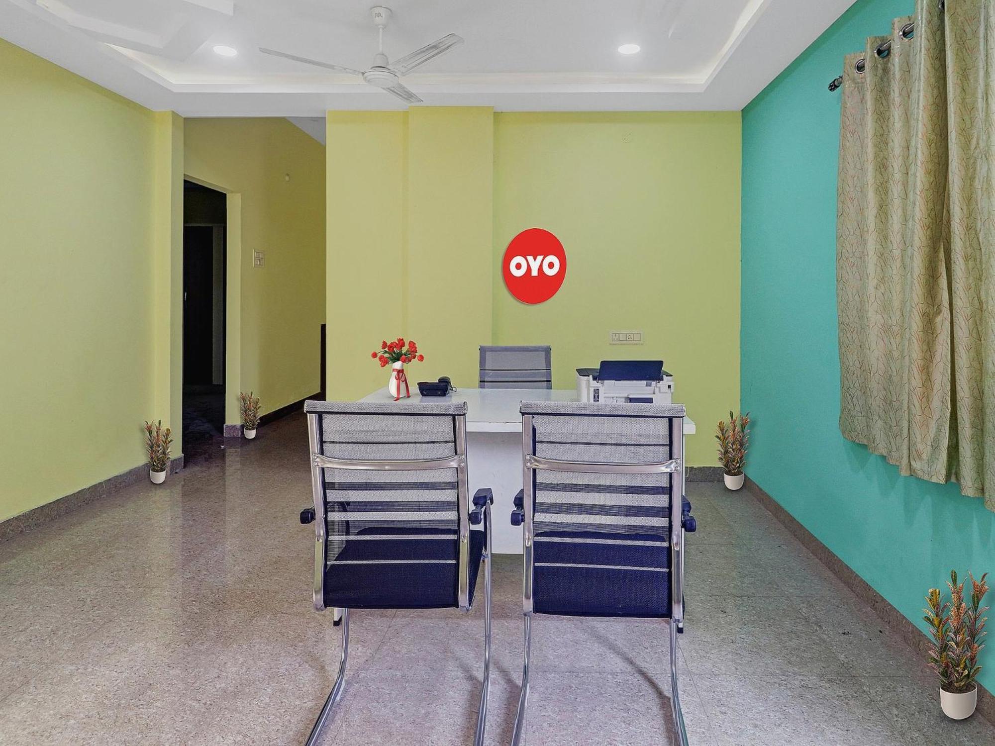 Hotel O S V Residency Kajaguda Near Gachibowli Hyderabad Eksteriør bilde