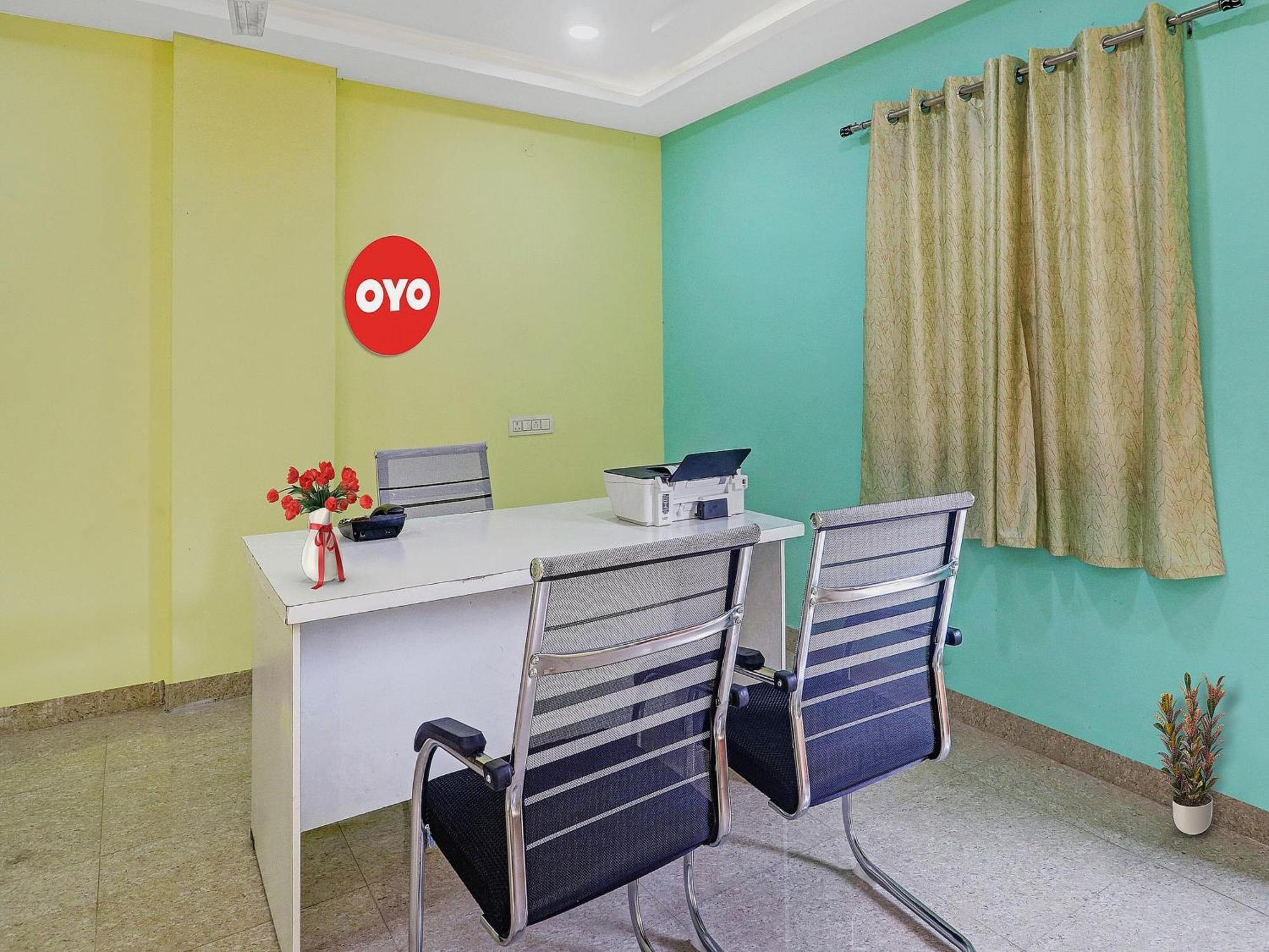 Hotel O S V Residency Kajaguda Near Gachibowli Hyderabad Eksteriør bilde