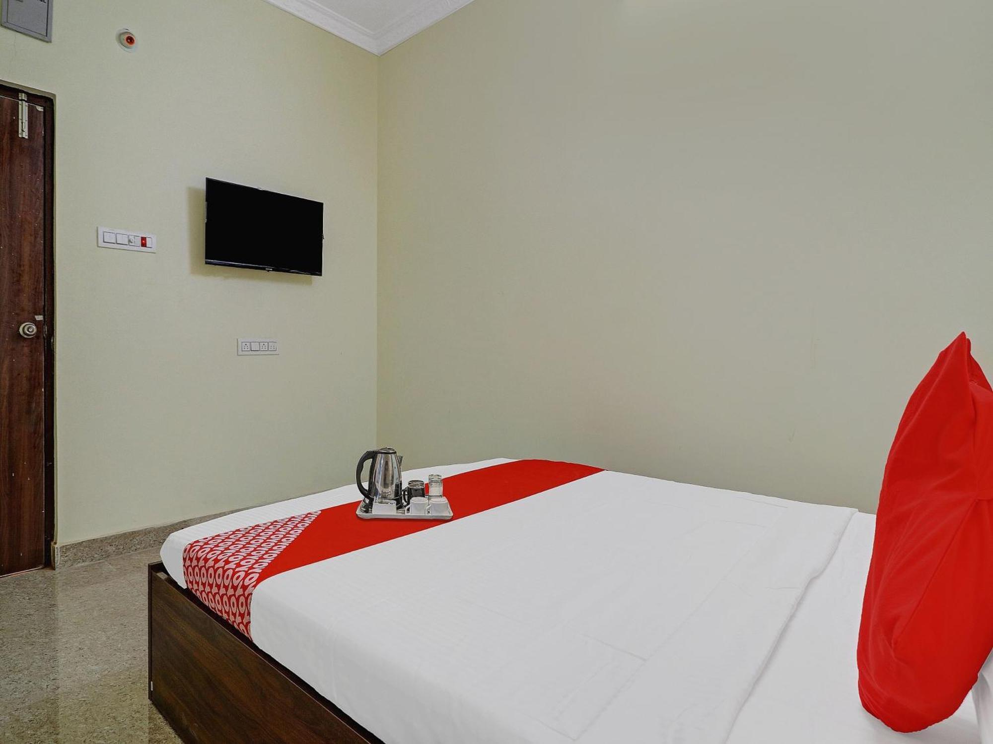 Hotel O S V Residency Kajaguda Near Gachibowli Hyderabad Eksteriør bilde